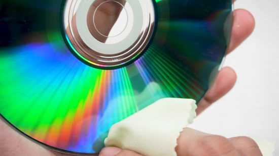 Step-by-Step Guide on How to Clean a CD Effectively