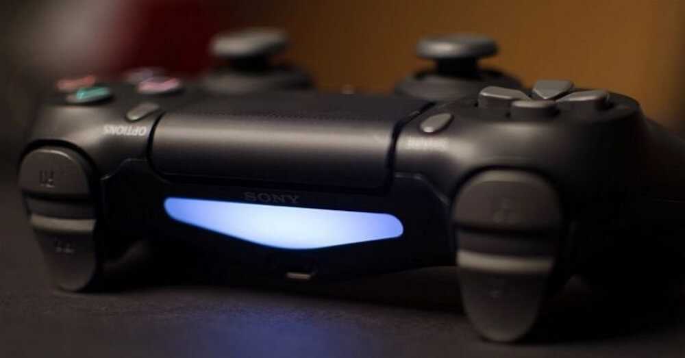 How to Fix PS4 Controller Flashing White