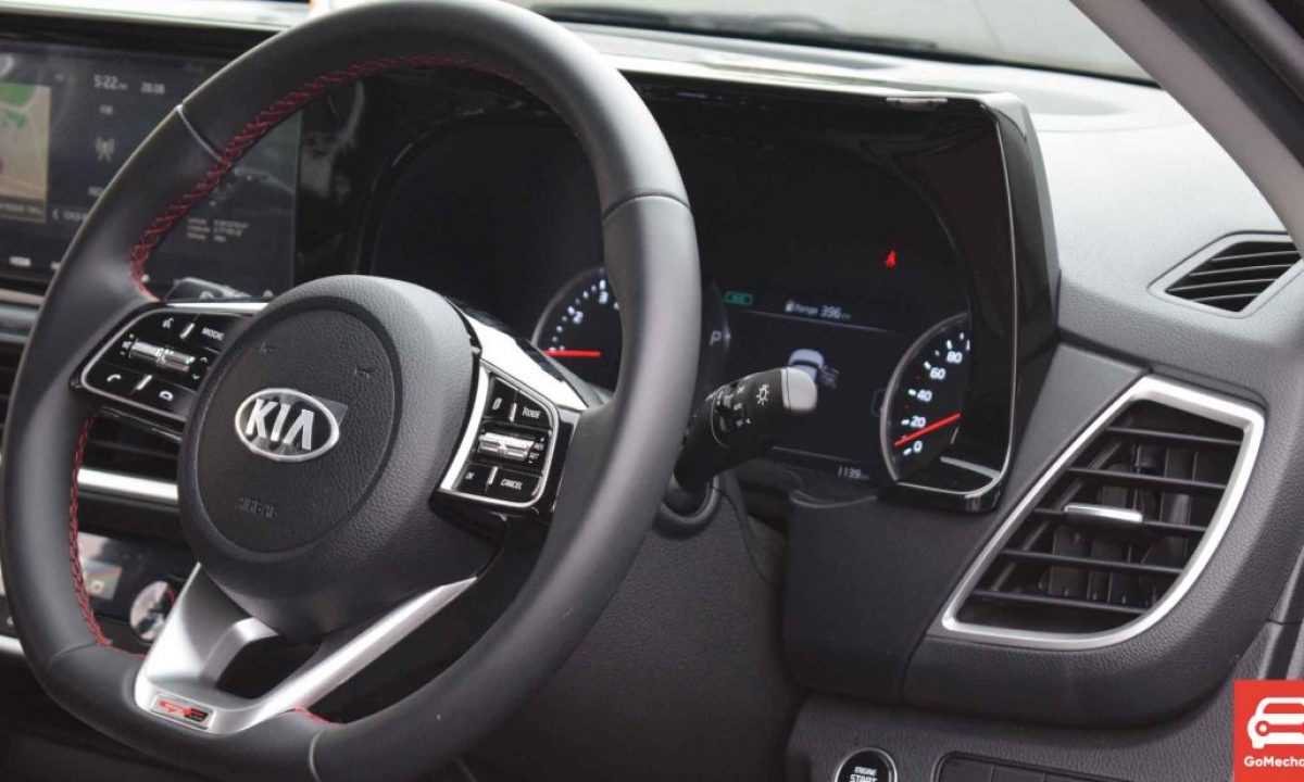 How does steering wheel control work?