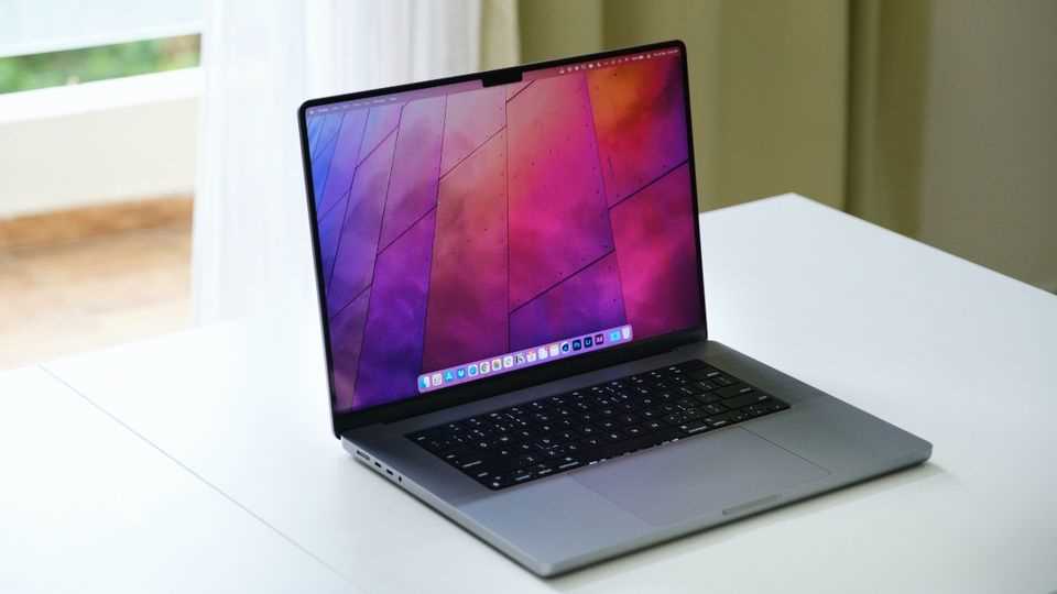 How does the trackpad on a MacBook Air work?